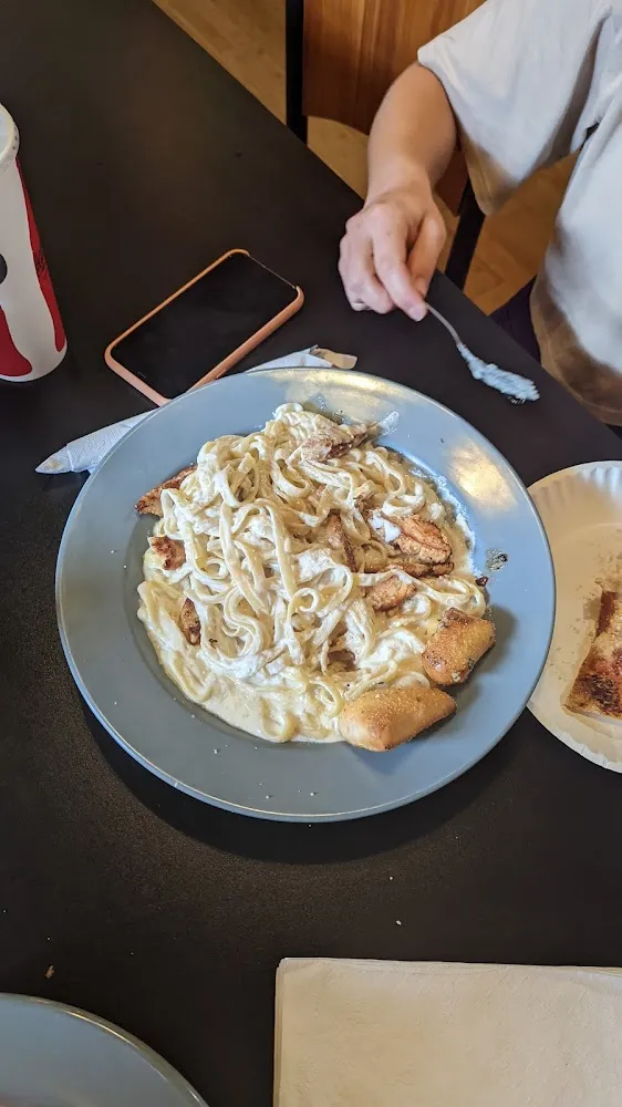 Fettuccini Alfredo